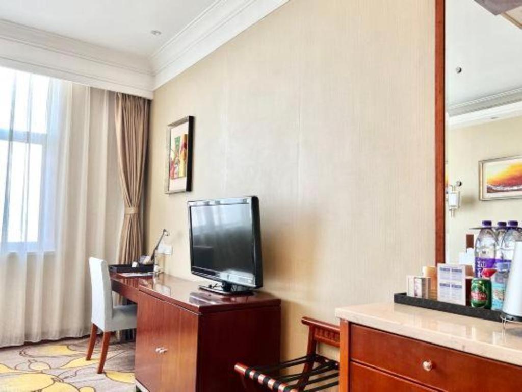Qingdao Blue Horizon Hotel Licang Dış mekan fotoğraf